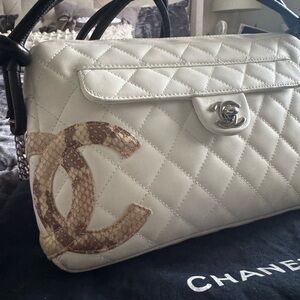Chanel Cream Quilted Shoulder Bag with Brown Accent